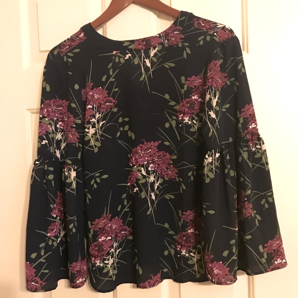 Loft Blouse, Size Women’s XS, Perfect Condition!